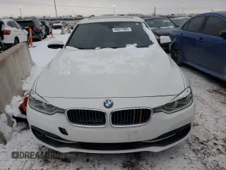 2018 BMW 3 Series 330e iPerformance with VIN WBA8E1C54JA167505, listed as a Copart auction lot 45371995 with 131,486 mi miles and Clean Title. Bid and sale history available at carsss.com. Image 5.