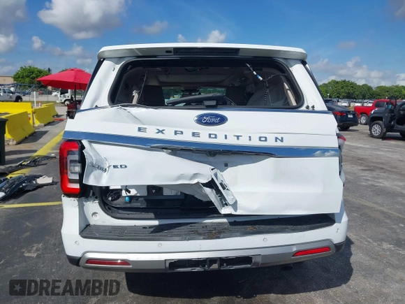 2023 Ford Expedition Limited with VIN 1FMJU1K81PEA15276, listed as a IAAI auction lot 41606560 with 41,570 mi miles. Bid and sale history available at carsss.com. Image 16.