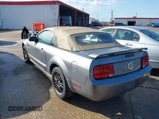2006 Ford Mustang Standard with VIN 1ZVFT84N865139694, listed as a IAAI auction lot 42105051 with 198,042 mi miles and . Bid and sale history available at carsss.com. Image 3.