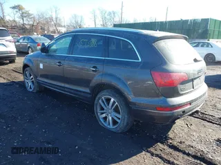 2010 Audi Q7 3.0L TDI Prestige with VIN WA1VMAFE3AD002168, listed as a IAAI auction lot 41418115 with 999,999 mi miles. Bid and sale history available at carsss.com. Image 3.