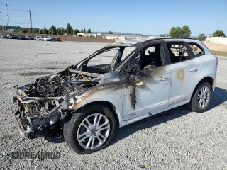2015 Volvo XC60 T5 с VIN YV4612RJ8F2695174, выставлен на аукционе Copart как лот 59138385 с пробегом Не указан миль и Списание • Salvage title. История ставок и продаж доступна на DreamBid. Изображение 1.