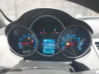 2015 Chevrolet Cruze LS with VIN 1G1PA5SH3F7150317, listed as a IAAI auction lot 41825885 with 88,180 mi miles. Bid and sale history available at carsss.com. Image 7.