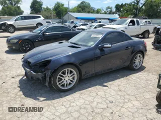 2008 Mercedes-Benz SLK 350 z VIN WDBWK56F88F183023, wystawiony jako Copart lot #61228454 z przebiegiem 97 417 mil mil oraz Szkody całkowita. Historia ofert i sprzedaży dostępna na DreamBid. Obrazek 1.