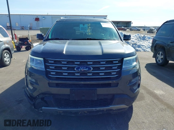 2017 Ford Explorer XLT z VIN 1FM5K8DHXHGB48783, wystawiony jako IAAI lot #41771686 z przebiegiem 104 809 mil mil oraz . Historia ofert i sprzedaży dostępna na DreamBid. Obrazek 12.
