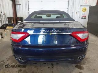 2015 Maserati GranTurismo Convertible Sport with VIN ZAM45MMA5F0141129, listed as a IAAI auction lot 41538585 with 11,267 mi miles. Bid and sale history available at carsss.com. Image 17.