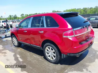 2010 Lincoln MKX with VIN 2LMDJ6JC6ABJ13039, listed as a IAAI auction lot 42044746 with 166,034 mi miles. Bid and sale history available at carsss.com. Image 3.
