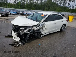2017 Nissan Altima SV z VIN 1N4AL3AP4HC242895, wystawiony jako Copart lot #52439135 z przebiegiem 117 004 mil mil oraz Nie do naprawy • Non repairable. Historia ofert i sprzedaży dostępna na DreamBid. Obrazek 1.
