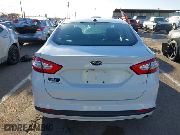 2016 Ford Fusion SE with VIN 3FA6P0H76GR263262, listed as a IAAI auction lot 41681035 with 147,430 mi miles. Bid and sale history available at carsss.com. Image 16.
