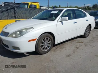 2004 Lexus ES 330 with VIN JTHBA30G645028767, listed as a IAAI auction lot 42150538 with 163,449 mi miles. Bid and sale history available at carsss.com. Image 2.