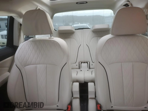 2022 BMW X7 xDrive40i with VIN 5UXCW2C06N9L50284, listed as a Copart auction lot 46737505 with 0 mi miles and Salvage Title. Bid and sale history available at carsss.com. Image 10.