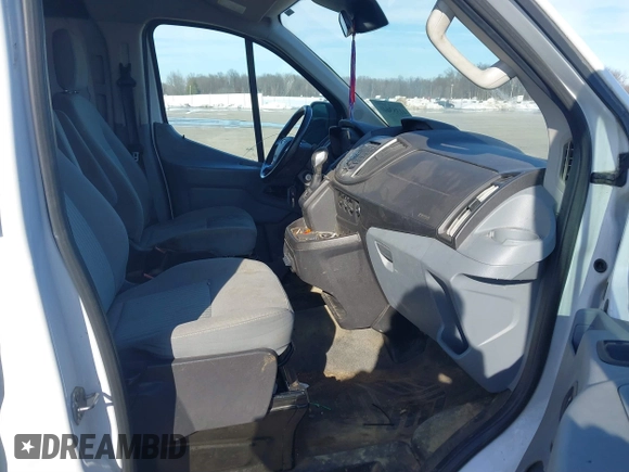 2017 Ford Transit с VIN 1FTYE1YM1HKA37236, выставлен на аукционе IAAI как лот 41353640 с пробегом Не указан миль и . История ставок и продаж доступна на DreamBid. Изображение 5.