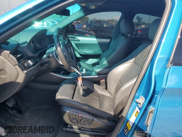 2017 BMW X4 M40i with VIN 5UXXW7C58H0U25599, listed as a Copart auction lot 61489334 with 115,001 mi miles and Salvage Title. Bid and sale history available at carsss.com. Image 7.