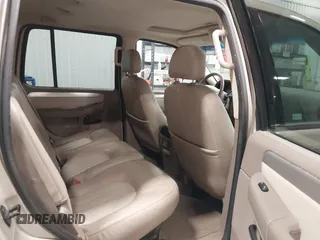 2004 Mercury Mountaineer Convenience z VIN 4M2ZU86K84ZJ13774, wystawiony jako IAAI lot #41731198 z przebiegiem 316 092 mil mil oraz . Historia ofert i sprzedaży dostępna na DreamBid. Obrazek 8.