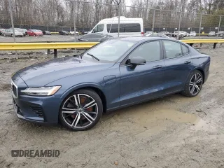 2019 Volvo S60 R-Design with VIN 7JRBR0FM3KG017556, listed as a Copart auction lot 40569944 with 29,744 mi miles. Bid and sale history available at carsss.com. Image 1.