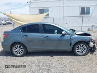 2012 Mazda Mazda3 i Touring with VIN JM1BL1V83C1625799, listed as a IAAI auction lot 42046912 with 227,680 mi miles. Bid and sale history available at carsss.com. Image 14.