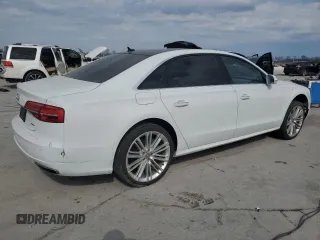 2017 Audi A8 z VIN WAU44AFD2HN009512, wystawiony jako Copart lot #50818385 z przebiegiem 44 175 mil mil oraz Szkoda całkowita • Salvage title. Historia ofert i sprzedaży dostępna na DreamBid. Obrazek 3.