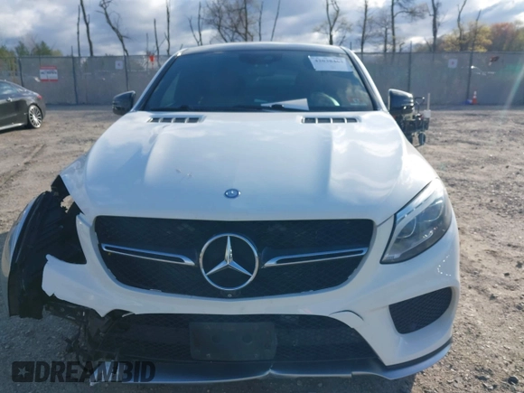 2016 Mercedes-Benz GLE 450 AMG z VIN 4JGED6EB0GA008008, wystawiony jako IAAI lot #42038463 z przebiegiem 159 653 mil mil oraz . Historia ofert i sprzedaży dostępna na DreamBid. Obrazek 12.