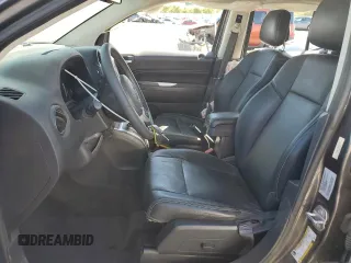 2016 Jeep Compass High Altitude с VIN 1C4NJDEB5GD697172, выставлен на аукционе Copart как лот 64477345 с пробегом 85 475 миль миль и Списание • Salvage title. История ставок и продаж доступна на DreamBid. Изображение 7.