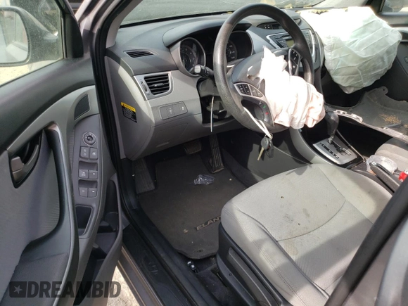 2011 Hyundai Elantra GLS с VIN KMHDH4AE7BU132918, выставлен на аукционе Copart как лот 54551565 с пробегом 164 322 миль миль и Списание • Salvage title. История ставок и продаж доступна на DreamBid. Изображение 8.