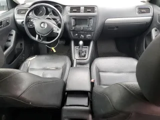 2015 Volkswagen Jetta SE with VIN 3VWD17AJ5FM260475, listed as a Copart auction lot 84764864 with 119,189 mi miles and Salvage title. Bid and sale history available at DreamBid. Image 8.
