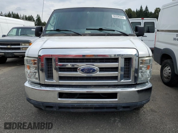2012 Ford Econoline Passenger XL with VIN 1FBSS3BLXCDA01363, listed as a Copart auction lot 68358324 with 75,463 mi miles and Salvage Title. Bid and sale history available at DreamBid. Image 5.