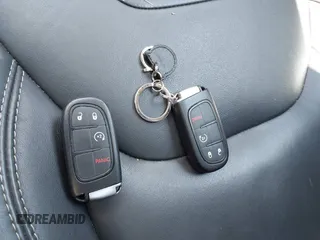 2016 Jeep Cherokee Limited с VIN 1C4PJMDS9GW228729, выставлен на аукционе IAAI как лот 42742152 с пробегом 70 845 миль миль и . История ставок и продаж доступна на DreamBid. Изображение 11.