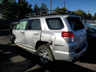 2010 Toyota 4Runner Trail z VIN JTEBU5JR2A5010939, wystawiony jako Copart lot #72620674 z przebiegiem Nie podano mil oraz Nie do naprawy • Non repairable. Historia ofert i sprzedaży dostępna na DreamBid. Obrazek 2.
