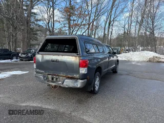 2010 Toyota Tundra z VIN 5TFCY5F13AX010145, wystawiony jako Copart lot #43479265 z przebiegiem 226 117 mil mil oraz Czysty tytuł • Clean title. Historia ofert i sprzedaży dostępna na DreamBid. Obrazek 4.