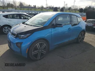 2017 BMW i3 with VIN WBY1Z8C31HV893162, listed as a Copart auction lot 47664045 with 62,161 mi miles and Salvage Title. Bid and sale history available at carsss.com. Image 1.