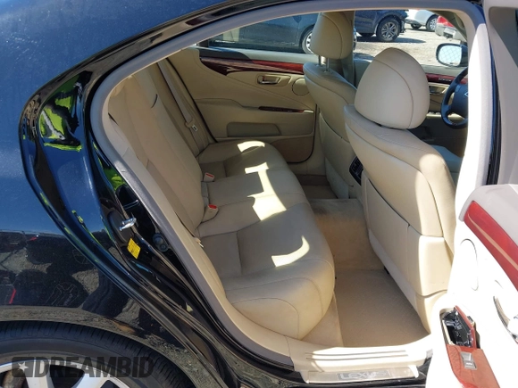 2008 Lexus LS 460 z VIN JTHBL46F085076558, wystawiony jako IAAI lot #42178120 z przebiegiem 155 882 mil mil oraz . Historia ofert i sprzedaży dostępna na DreamBid. Obrazek 8.