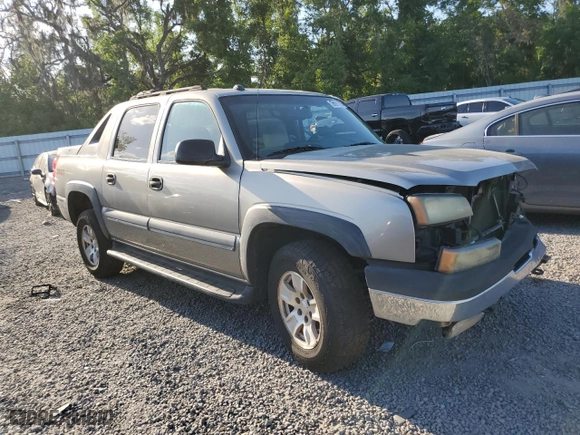 2003 Chevrolet Avalanche with VIN 3GNEK13T63G272779, listed as a Copart auction lot 50891385 with 0 mi miles and Salvage Title. Bid and sale history available at carsss.com. Image 4.