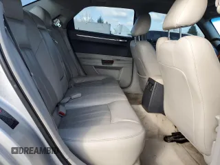 2005 Chrysler 300 C with VIN 2C3AA63H15H674199, listed as a Copart auction lot 47628215 with 154,052 mi miles and Salvage Title. Bid and sale history available at DreamBid. Image 11.