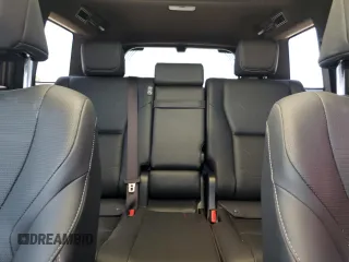 2024 Lexus GX 550 Luxury z VIN JTJVBCDX8R5012211, wystawiony jako Copart lot #56460015 z przebiegiem 14 193 mil mil oraz Szkody całkowita. Historia ofert i sprzedaży dostępna na DreamBid. Obrazek 10.