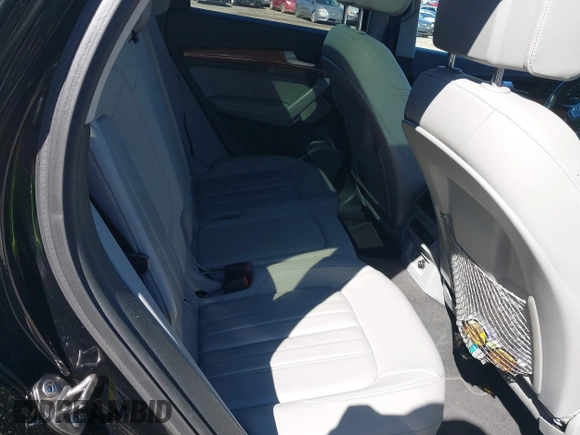 2021 Audi Q5 Premium Plus with VIN WA1BAAFY0M2018978, listed as a IAAI auction lot 41827330 with 72,730 mi miles. Bid and sale history available at carsss.com. Image 8.