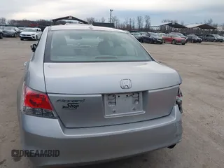 2010 Honda Accord EX-L z VIN 1HGCP2F87AA020390, wystawiony jako IAAI lot #41474301 z przebiegiem 96 604 mil mil oraz . Historia ofert i sprzedaży dostępna na DreamBid. Obrazek 16.