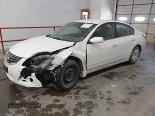 2012 Nissan Altima S z VIN 1N4AL2AP7CC136833, wystawiony jako IAAI lot #41566783 z przebiegiem 160 957 mil mil oraz . Historia ofert i sprzedaży dostępna na DreamBid. Obrazek 2.