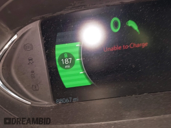 2018 Chevrolet Bolt EV LT with VIN 1G1FW6S01J4109692, listed as a IAAI auction lot 41527696 with 88,067 mi miles and . Bid and sale history available at DreamBid. Image 18.