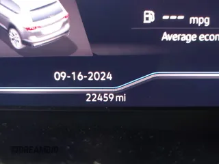 2023 Volkswagen Atlas SE с VIN 1V2WR2CA3PC546489, выставлен на аукционе IAAI как лот 40277996 с пробегом 22 459 миль миль и . История ставок и продаж доступна на DreamBid. Изображение 15.