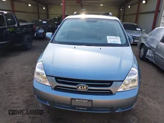 2007 Kia Sedona EX with VIN KNDMB233376173452, listed as a IAAI auction lot 41994451 with 201,849 mi miles. Bid and sale history available at carsss.com. Image 12.
