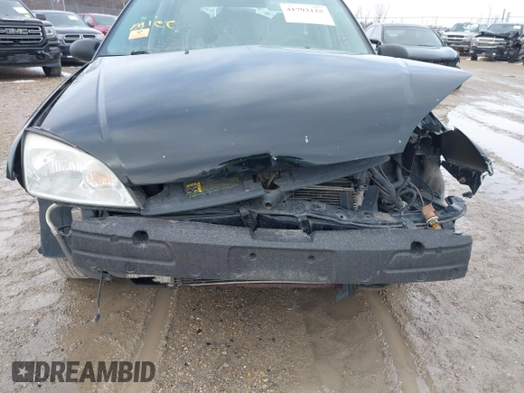 2007 Ford Focus SE with VIN 1FAFP36N07W146485, listed as a IAAI auction lot 41792125 with Not Provided miles and . Bid and sale history available at carsss.com. Image 6.