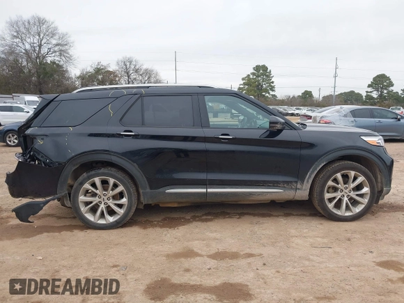 2022 Ford Explorer Platinum with VIN 1FM5K8HC5NGA35754, listed as a IAAI auction lot 41334528 with 65,772 mi miles. Bid and sale history available at carsss.com. Image 13.