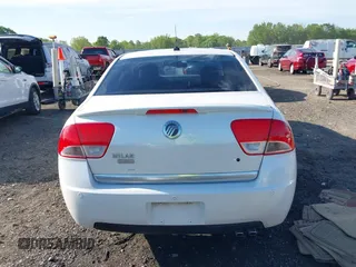 2010 Mercury Milan Premier with VIN 3MEHM0JA2AR633601, listed as a IAAI auction lot 42028637 with 114,122 mi miles and . Bid and sale history available at DreamBid. Image 16.