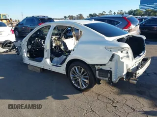 2018 Infiniti Q50 Luxe with VIN JN1EV7AP1JM360838, listed as a IAAI auction lot 40858291 with Not Provided miles and . Bid and sale history available at carsss.com. Image 3.