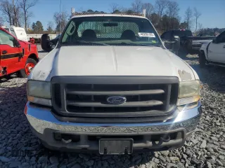 2003 Ford F-250 XL with VIN 1FTNF20L83EB38337, listed as a Copart auction lot 48288195 with 136,334 mi miles and Clean title. Bid and sale history available at DreamBid. Image 5.
