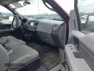2008 Ford F-150 XLT with VIN 1FTPX14V88FA88276, listed as a IAAI auction lot 42059951 with 191,581 mi miles. Bid and sale history available at carsss.com. Image 5.