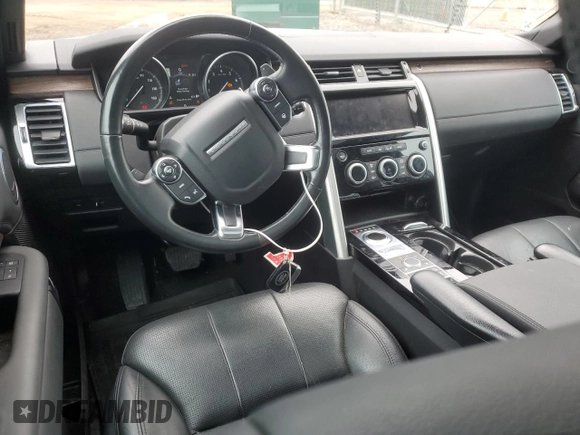 2017 Land Rover Discovery HSE with VIN SALRRBBV4HA013429, listed as a Copart auction lot 45070515 with 87,339 mi miles and Clean Title. Bid and sale history available at DreamBid. Image 8.