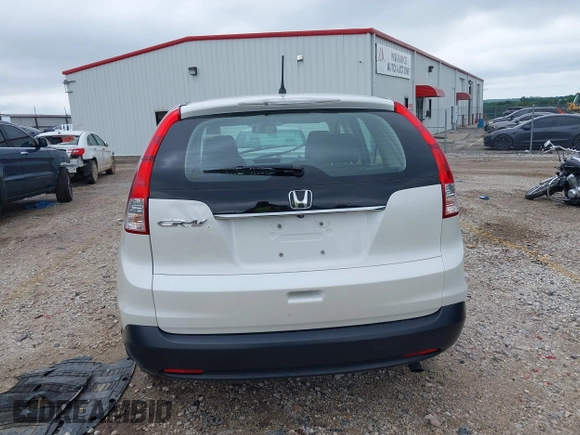 2013 Honda CR-V LX z VIN 5J6RM3H33DL043872, wystawiony jako IAAI lot #42427397 z przebiegiem 110 132 mil mil oraz . Historia ofert i sprzedaży dostępna na DreamBid. Obrazek 16.