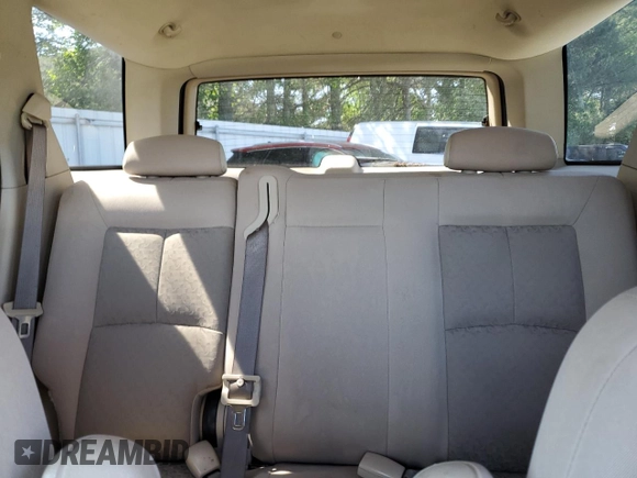 2007 Saturn VUE I4 z VIN 5GZCZ33D47S852237, wystawiony jako Copart lot #57399535 z przebiegiem 146 433 mil mil oraz Szkoda całkowita • Salvage title. Historia ofert i sprzedaży dostępna na DreamBid. Obrazek 10.