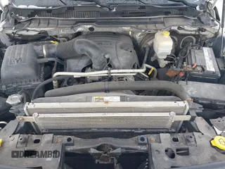 2016 Ram 2500 Tradesman with VIN 3C6LR4ATXGG185738, listed as a IAAI auction lot 41366225 with 259,397 mi miles. Bid and sale history available at carsss.com. Image 10.