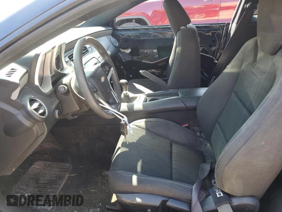2013 Chevrolet Camaro LS z VIN 2G1FE1E3XD9172724, wystawiony jako Copart lot #50713835 z przebiegiem 110 067 mil mil oraz Szkoda całkowita • Salvage title. Historia ofert i sprzedaży dostępna na DreamBid. Obrazek 7.